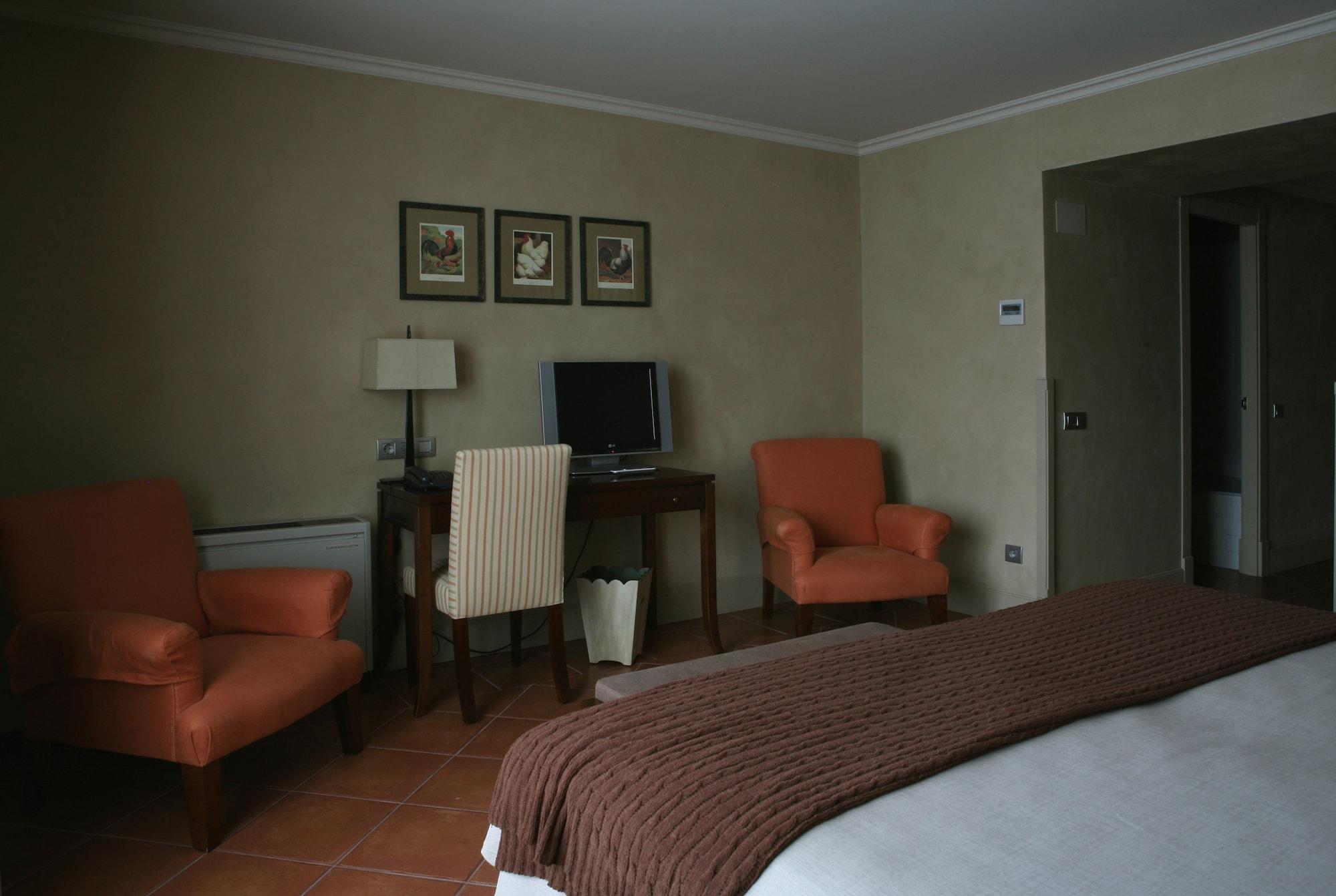 Bremon Boutique Hotel By Duquessa Hotel Collection Cardona Esterno foto