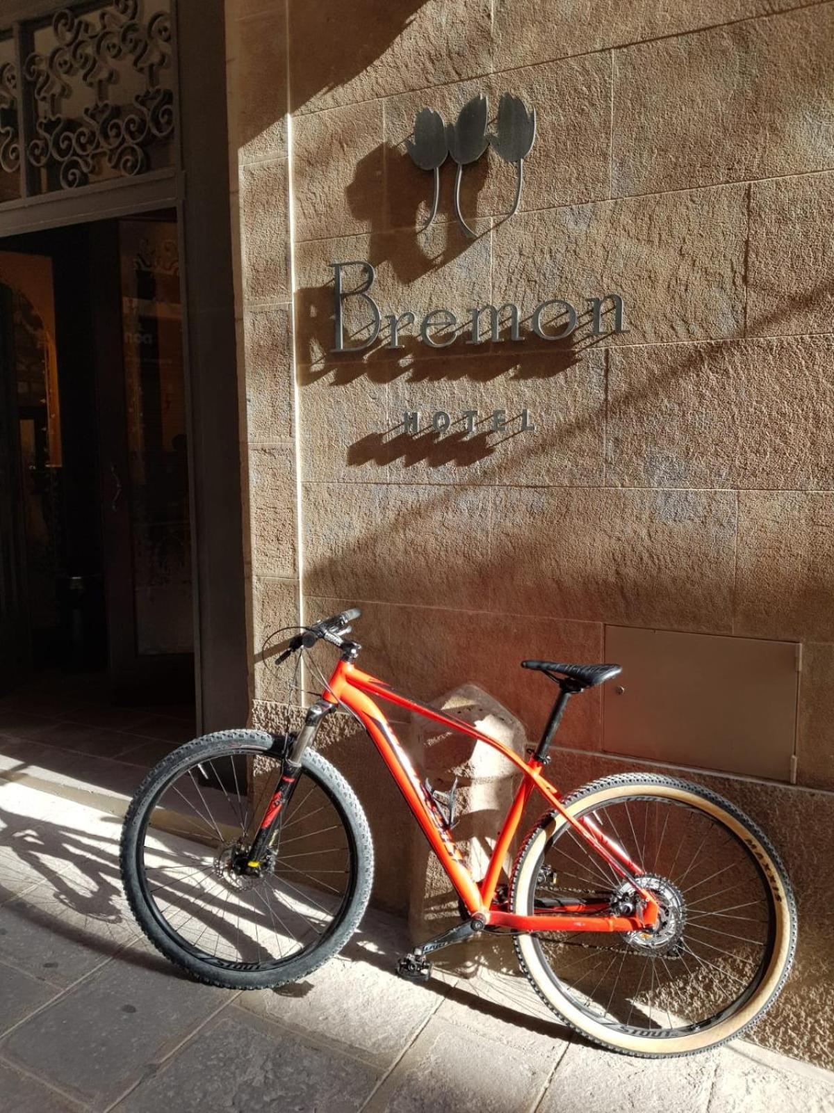 Bremon Boutique Hotel By Duquessa Hotel Collection Cardona Esterno foto